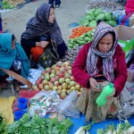 Tlabung, saturday market day