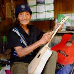80-letni producent gitar